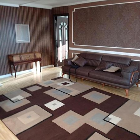 Apartment Shafi 8 Тбілісі Екстер'єр фото